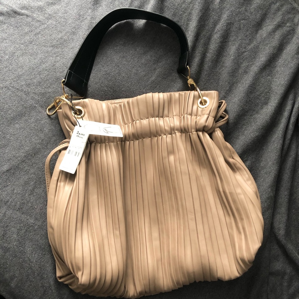Travel Bag with Tags